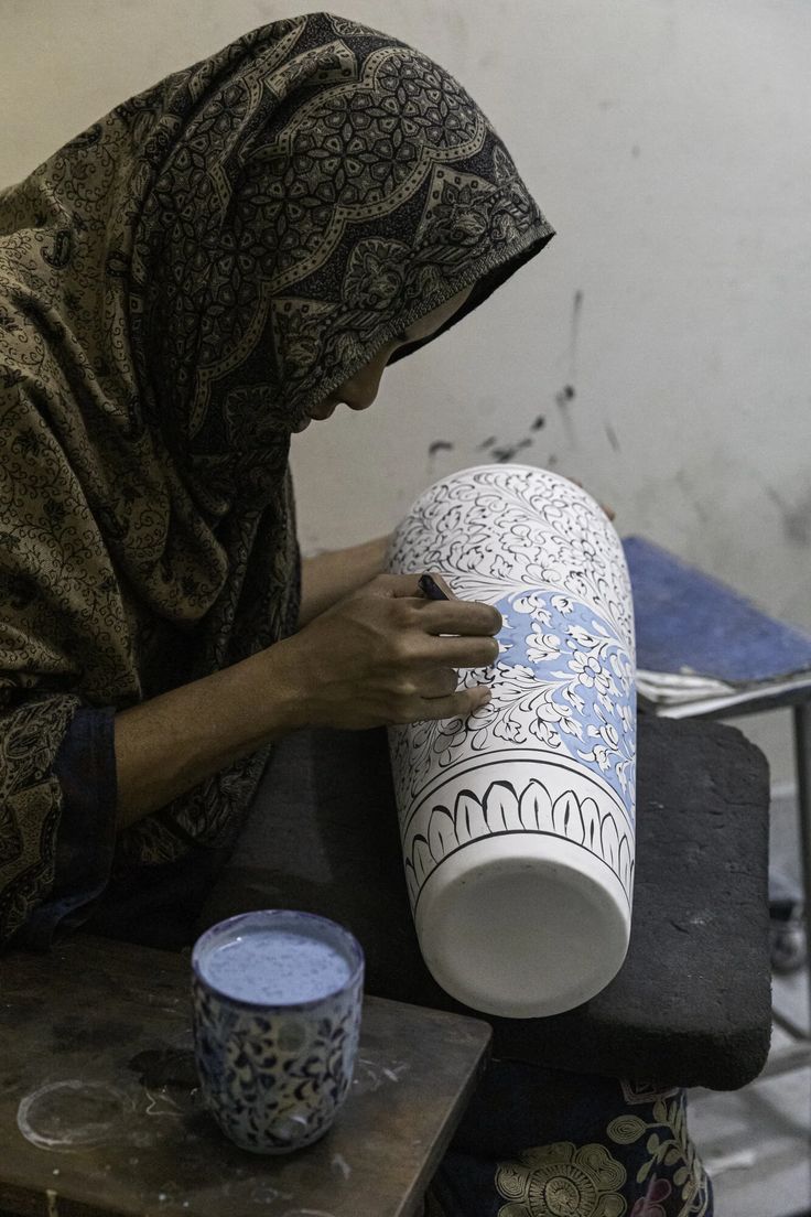 Aged handmade objects