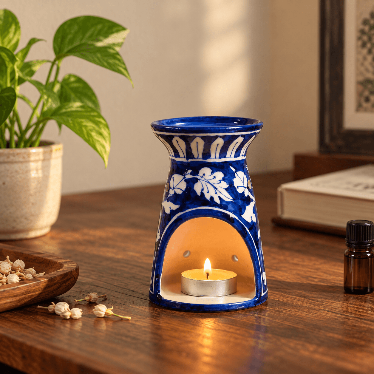 Handmade Design Blue Pottery Oil Aroma