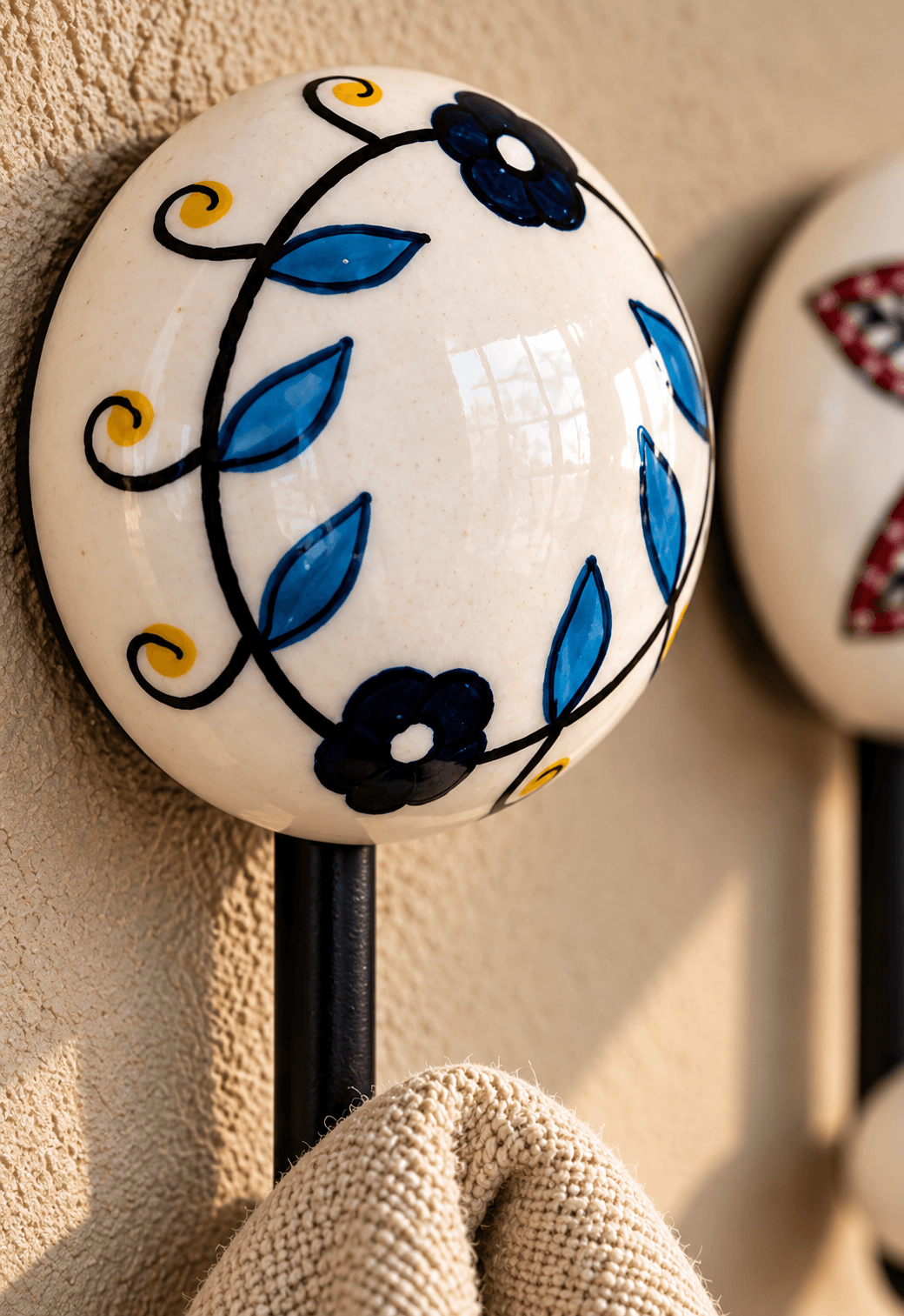 Ceramic Hand Design Wall Hanger - Set Of 2